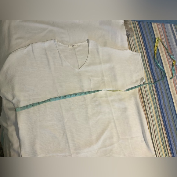 Perfect Peach - WOVEN AIRFLOW V-NECK DOLMAN TOP - Ivory - Picture 6 of 8